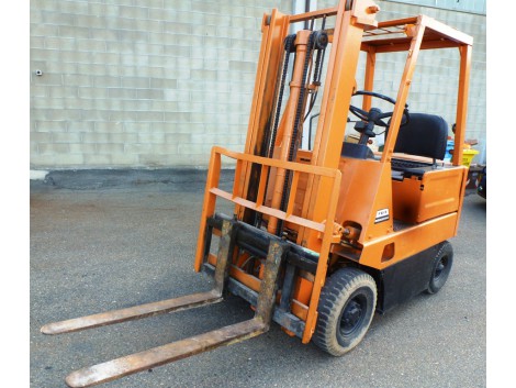 http://www.martesmacchineutensili.it/166-thickbox_default/carrello-elevatore-marca-komatsu-portata-15-qli.jpg